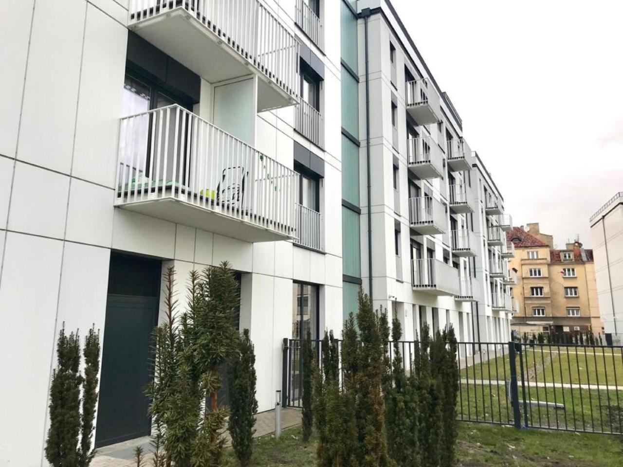 Apartamenty Zajezdnia Mtp Познан Екстериор снимка