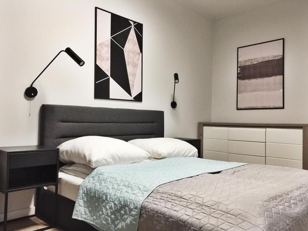 Apartamenty Zajezdnia Mtp Познан Екстериор снимка