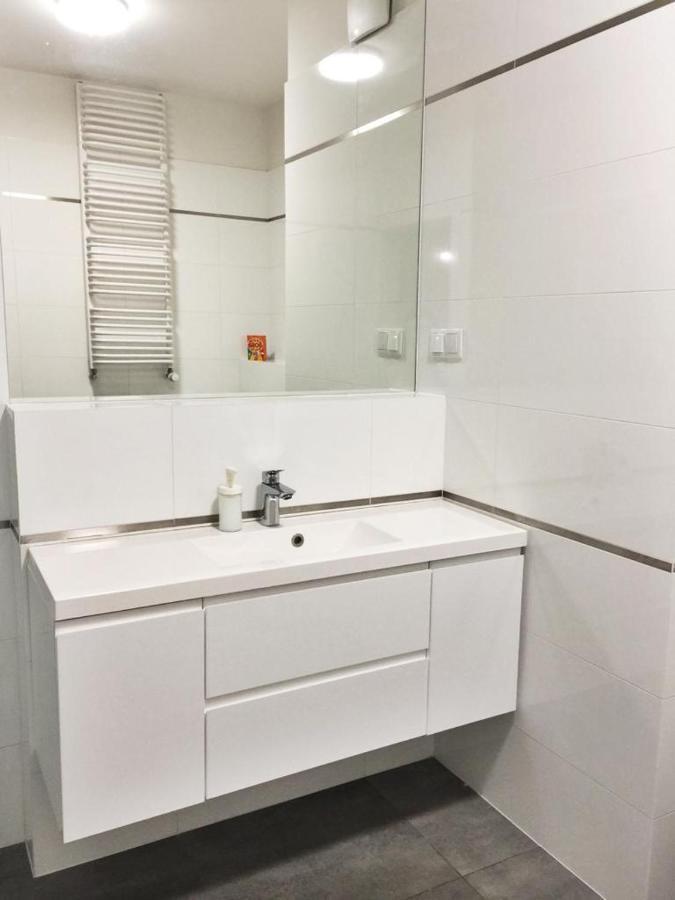 Apartamenty Zajezdnia Mtp Познан Екстериор снимка